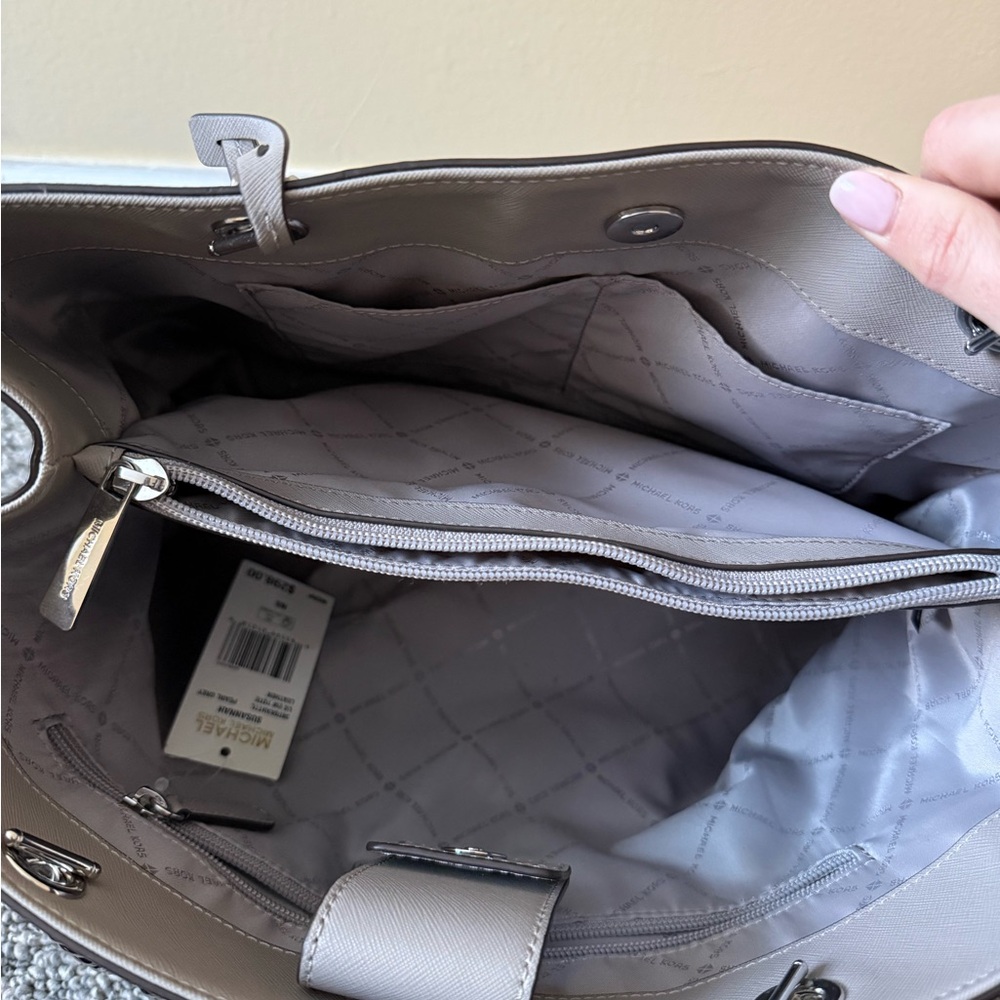Michael Kors Silver Gray Tote Bag - Picture 2 of 4